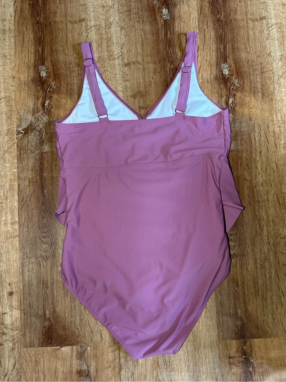 Swimsuit - Picture 4 of 8